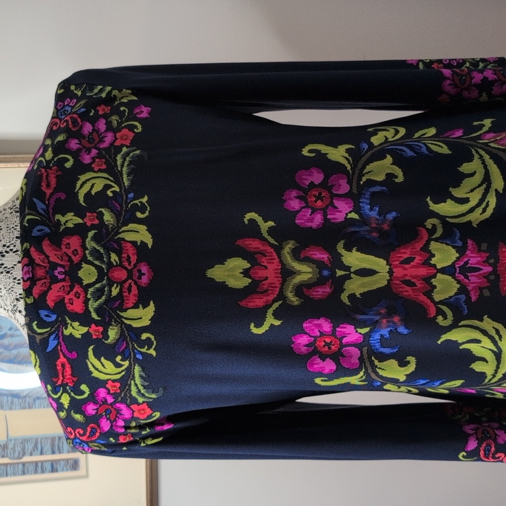 Floral Embroidered Print Navy Dress - Picture 4 of 6